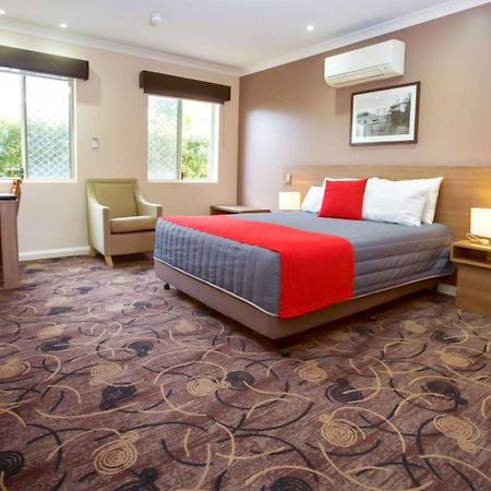 Quality Hotel Bayswater Perth Esterno foto