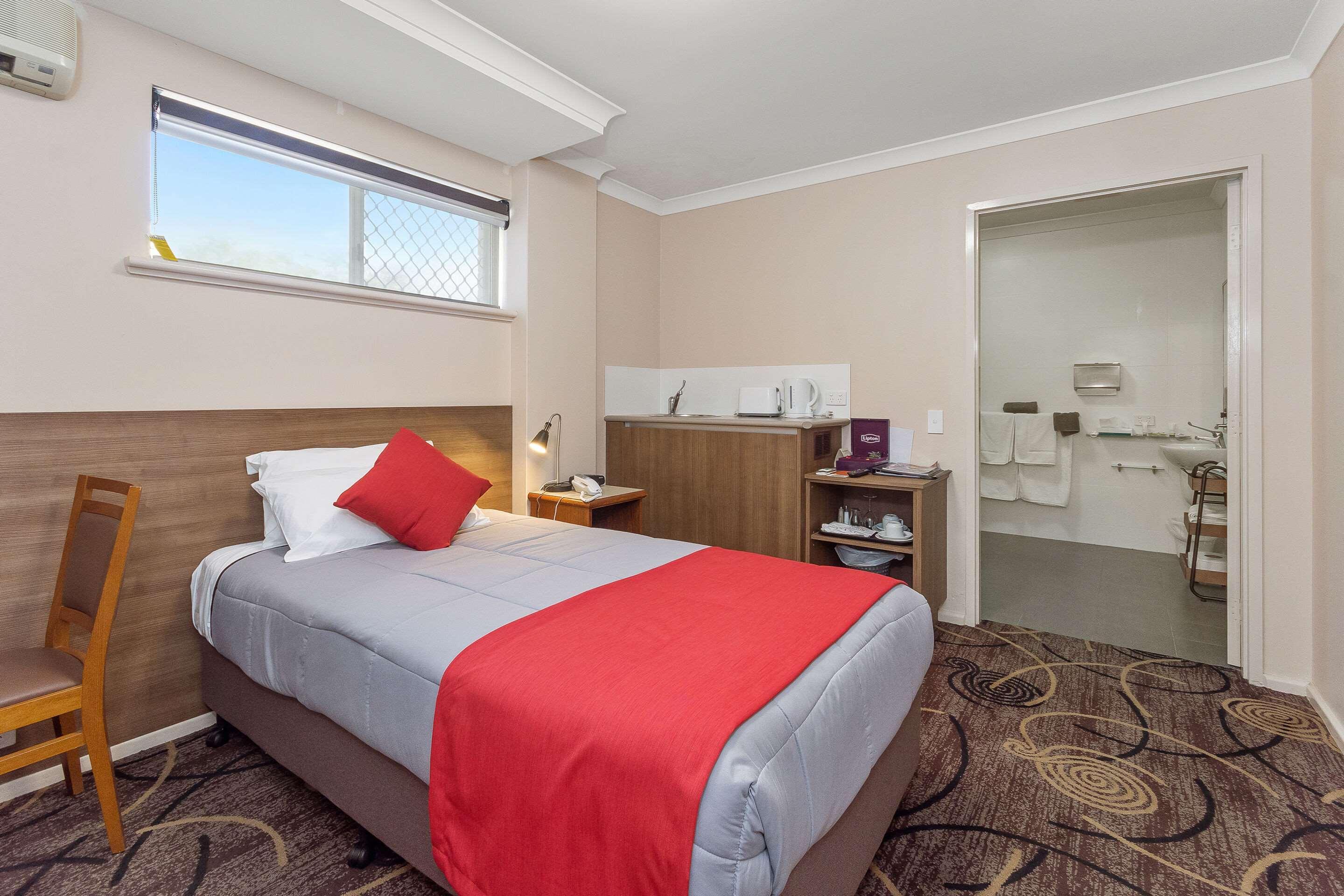 Quality Hotel Bayswater Perth Esterno foto