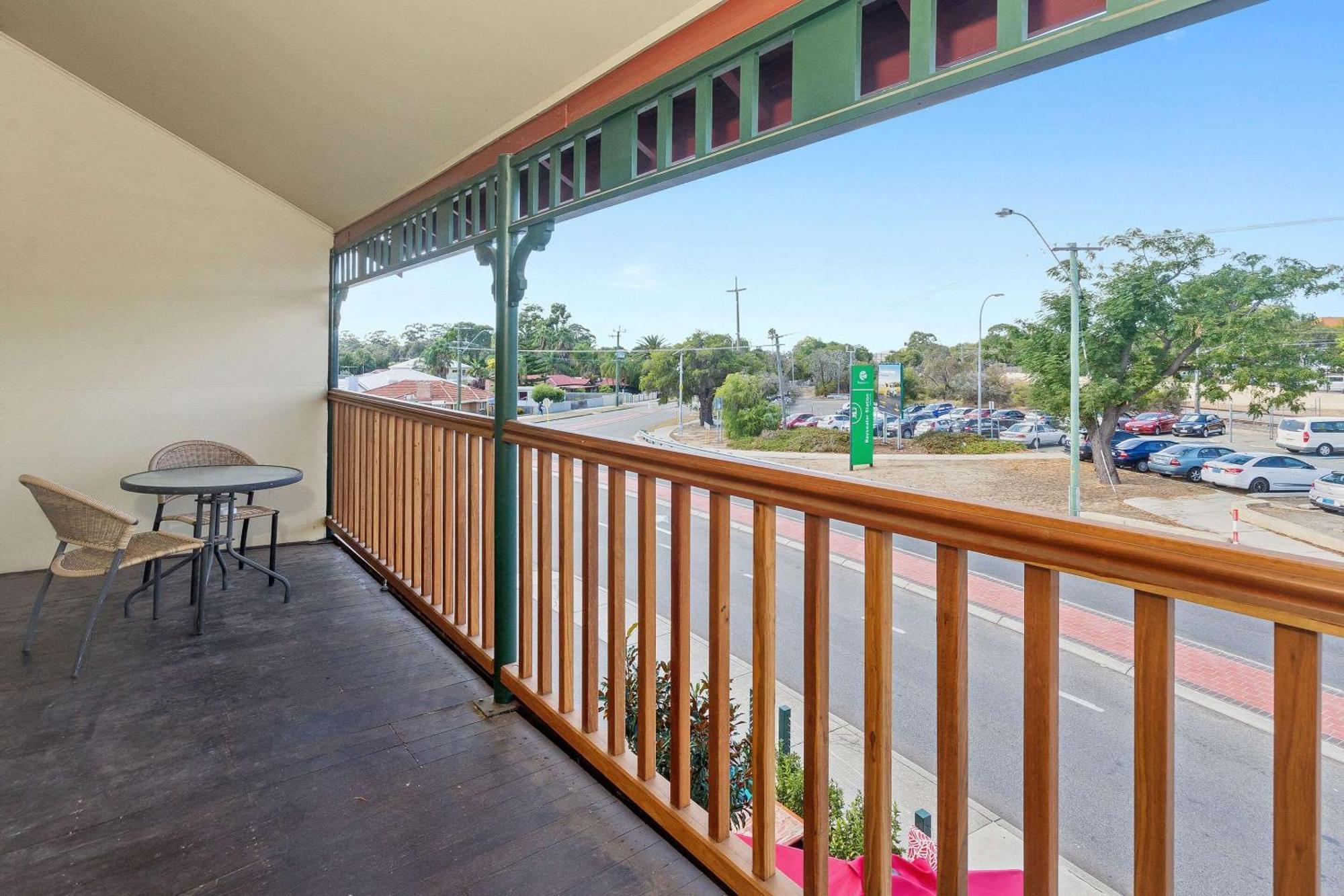 Quality Hotel Bayswater Perth Esterno foto